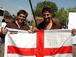 Govinda (left) with Akshay Kumar on the set of Bhagam Bhag