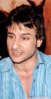 Khan at an event for Omkara in 2006